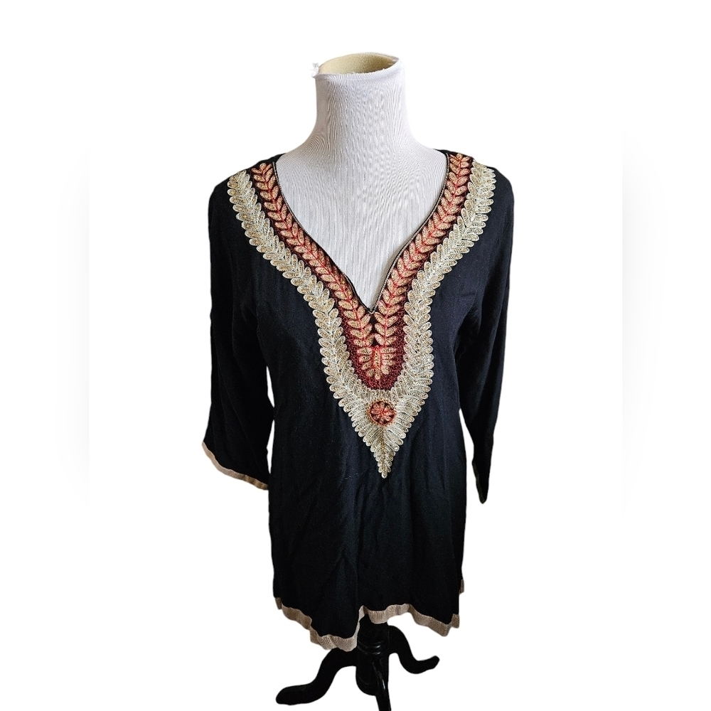 100% Rayon embroidered and rhinestone tunic  size med